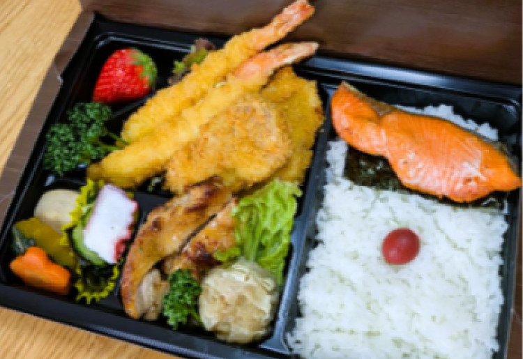 2,050円（税込2,214円）